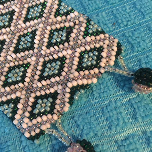 Vintage Beaded Bracelet - Picture 2 of 4